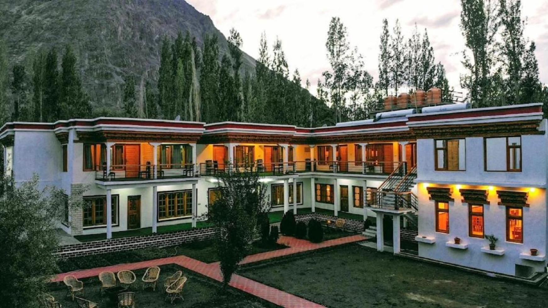 Hotel The Nubra Residency, Hunder Exteriör bild
